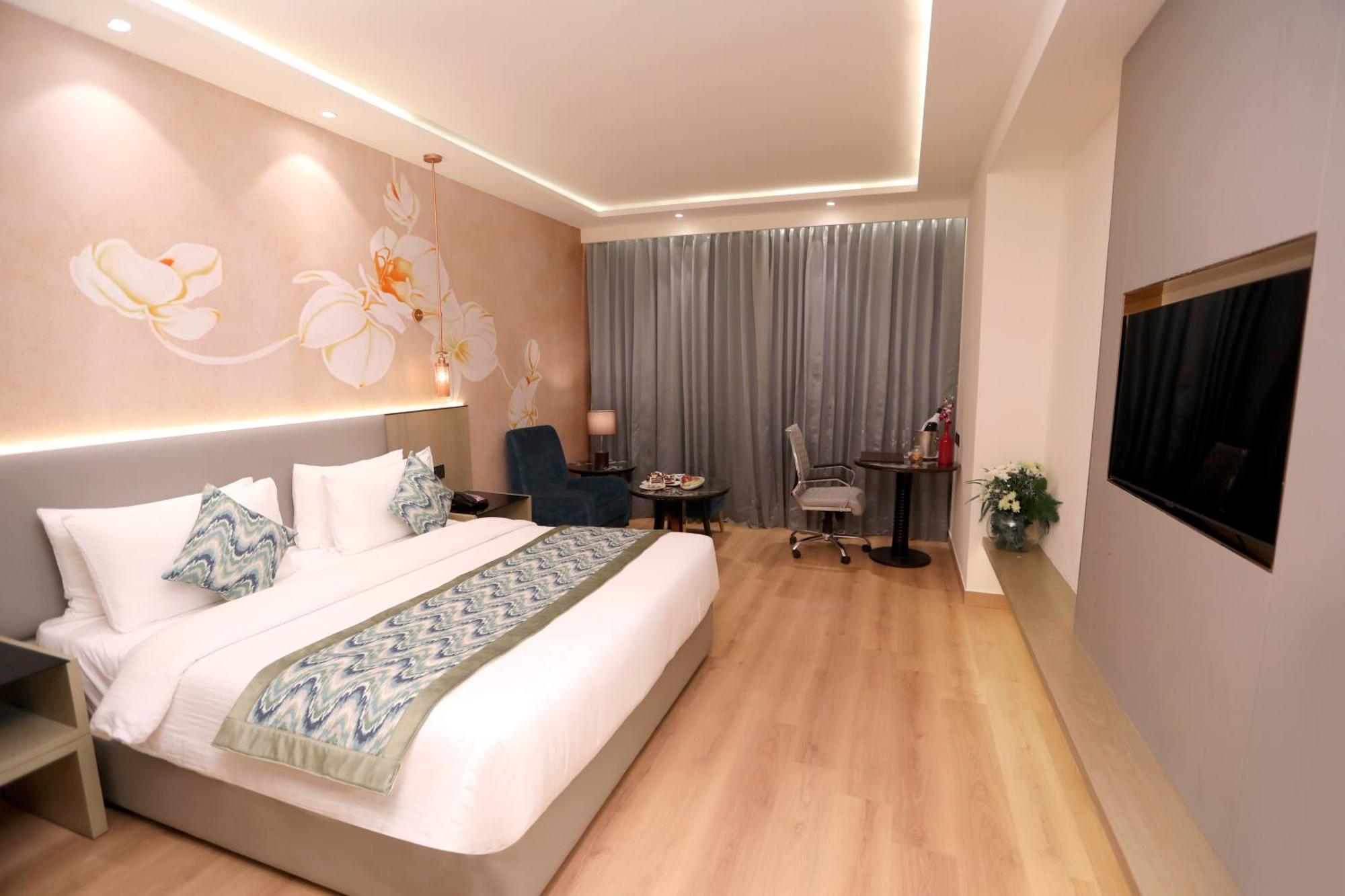 Regenta Place Amritsar By Royal Orchid Hotels Limited Exterior photo