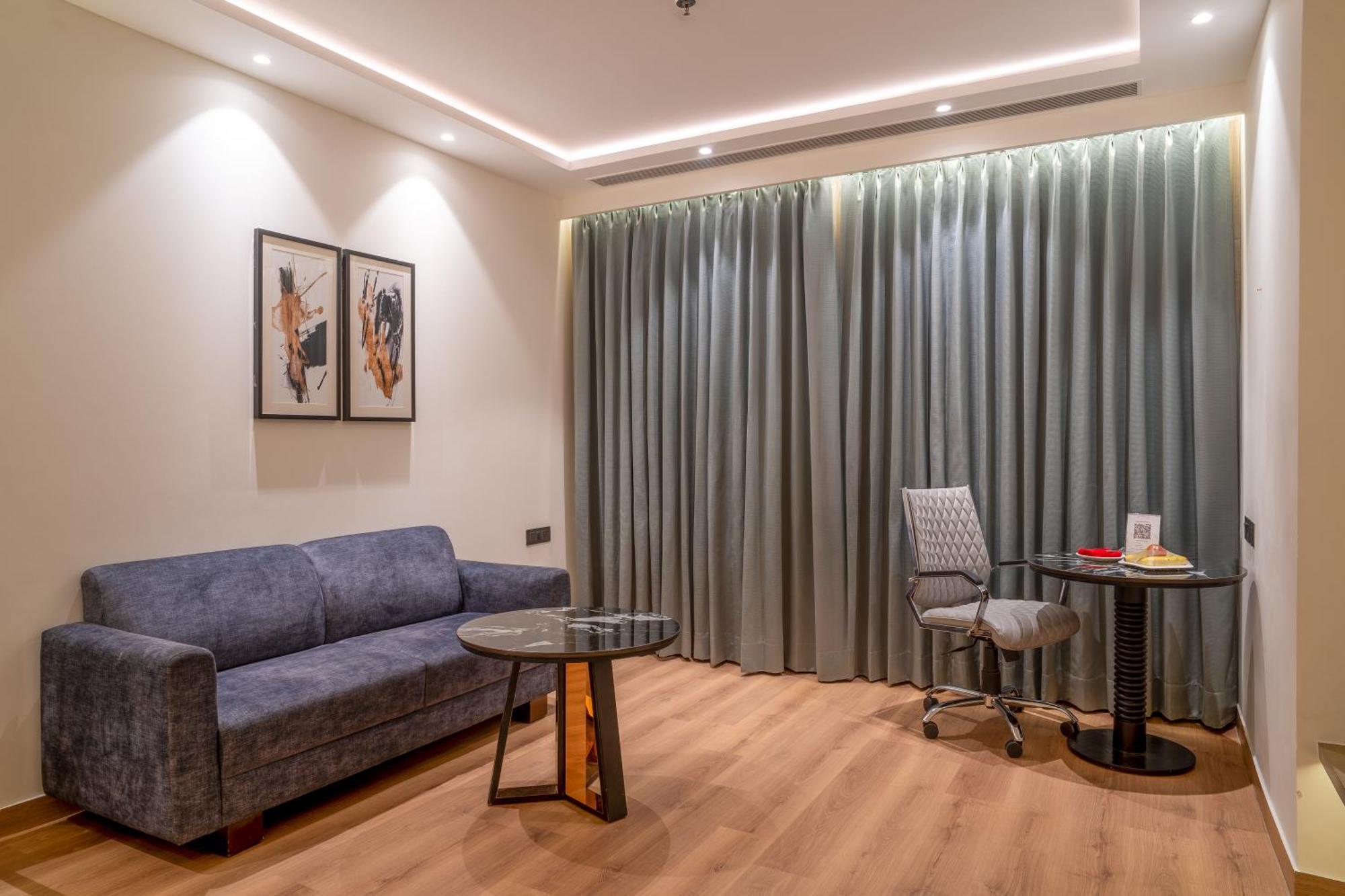 Regenta Place Amritsar By Royal Orchid Hotels Limited Exterior photo