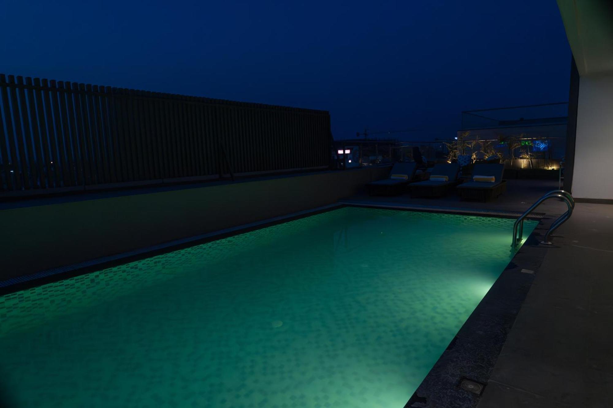 Regenta Place Amritsar By Royal Orchid Hotels Limited Exterior photo