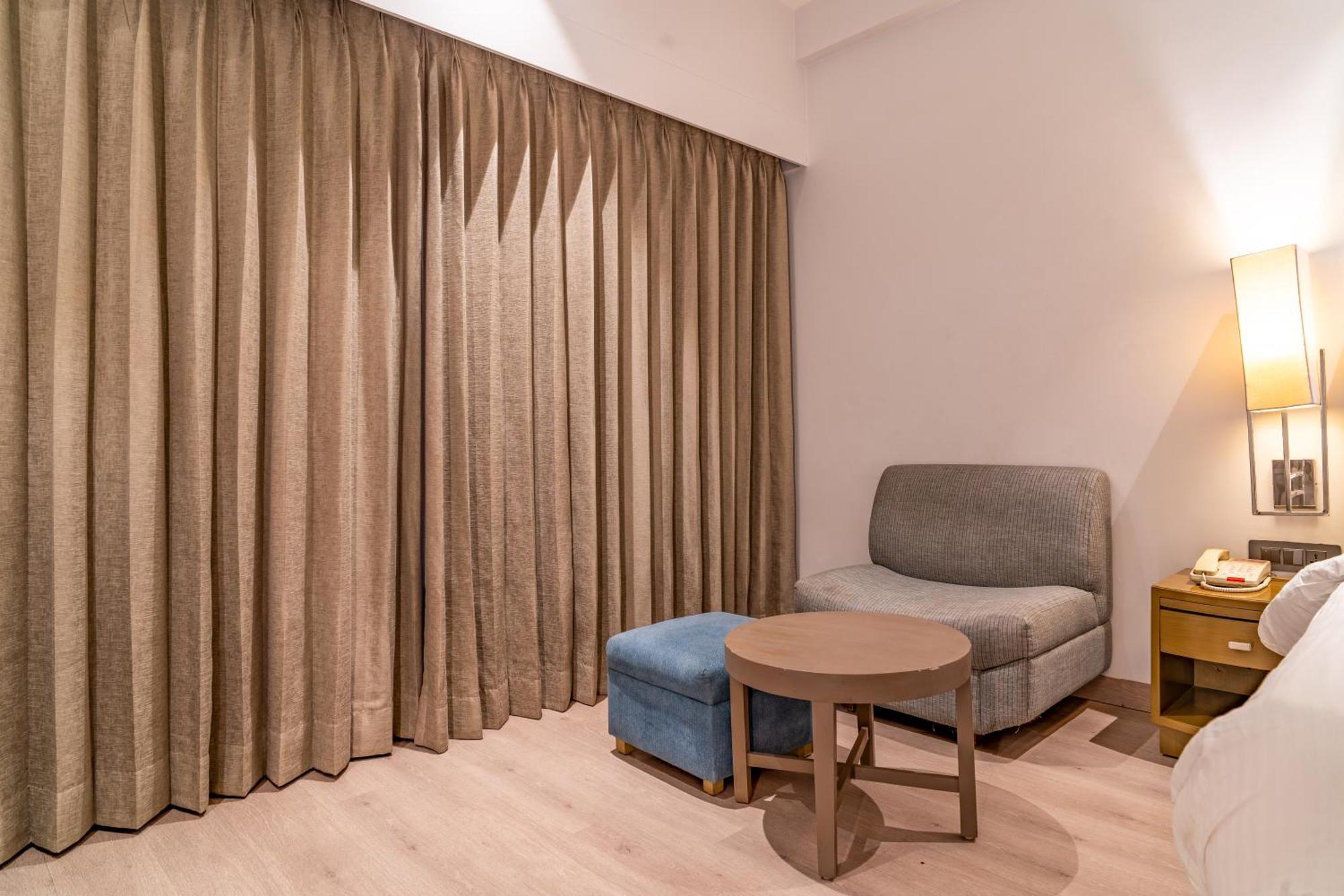 Regenta Place Amritsar By Royal Orchid Hotels Limited Exterior photo